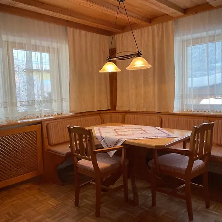 Haus Hofer Apartment *